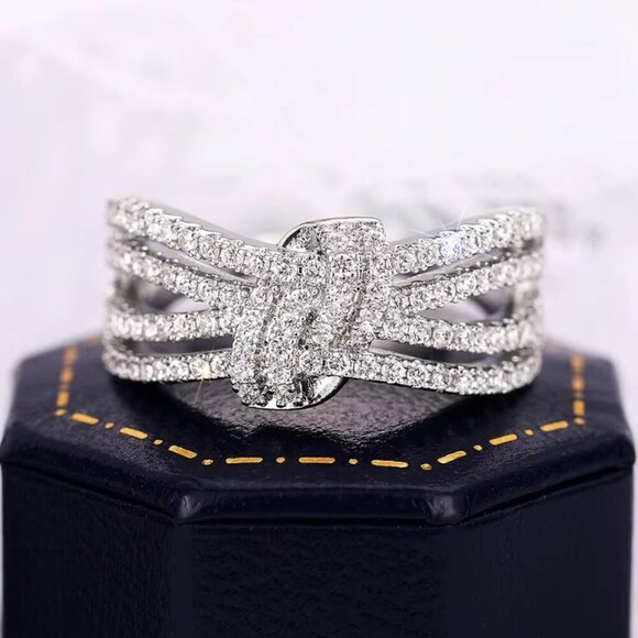 18k White Gold Diamond Knot Ring - Picture 10 of 10